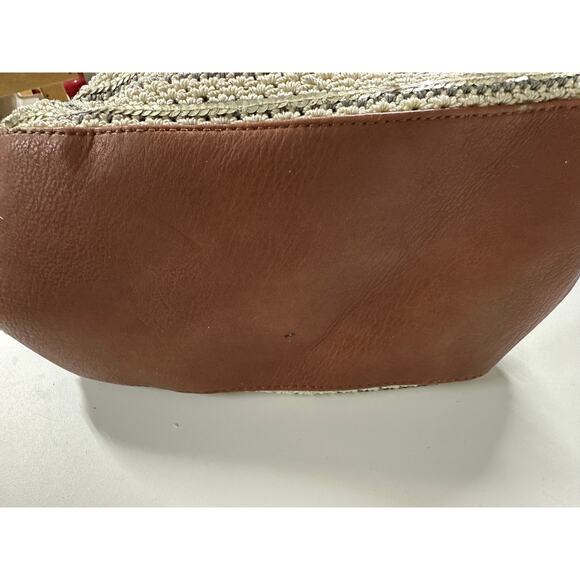 THE SAK BAG Large Zipper Crocheted Leather Trim Cream Gray - Picture 8 of 16
